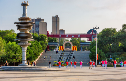 快来为香坊区劳动公园广场配色设计吧!_腾讯新闻