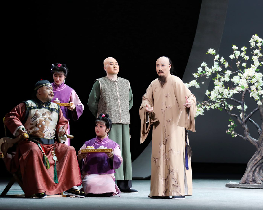 大型新编扬剧《郑板桥》昨试演_腾讯新闻