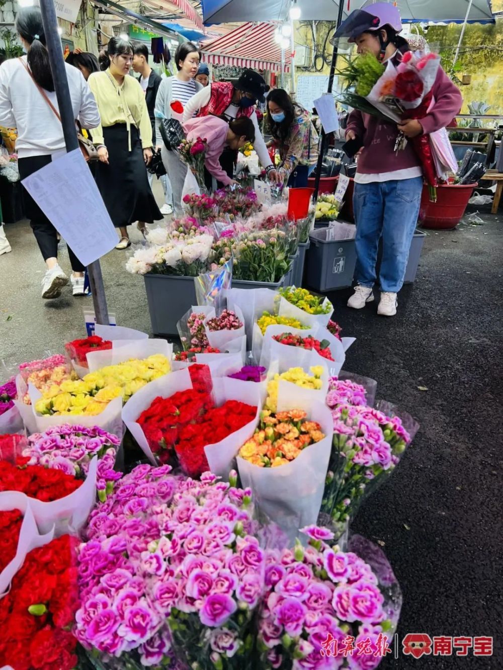 南宁鲜花配送店(南宁鲜花店送花上门)