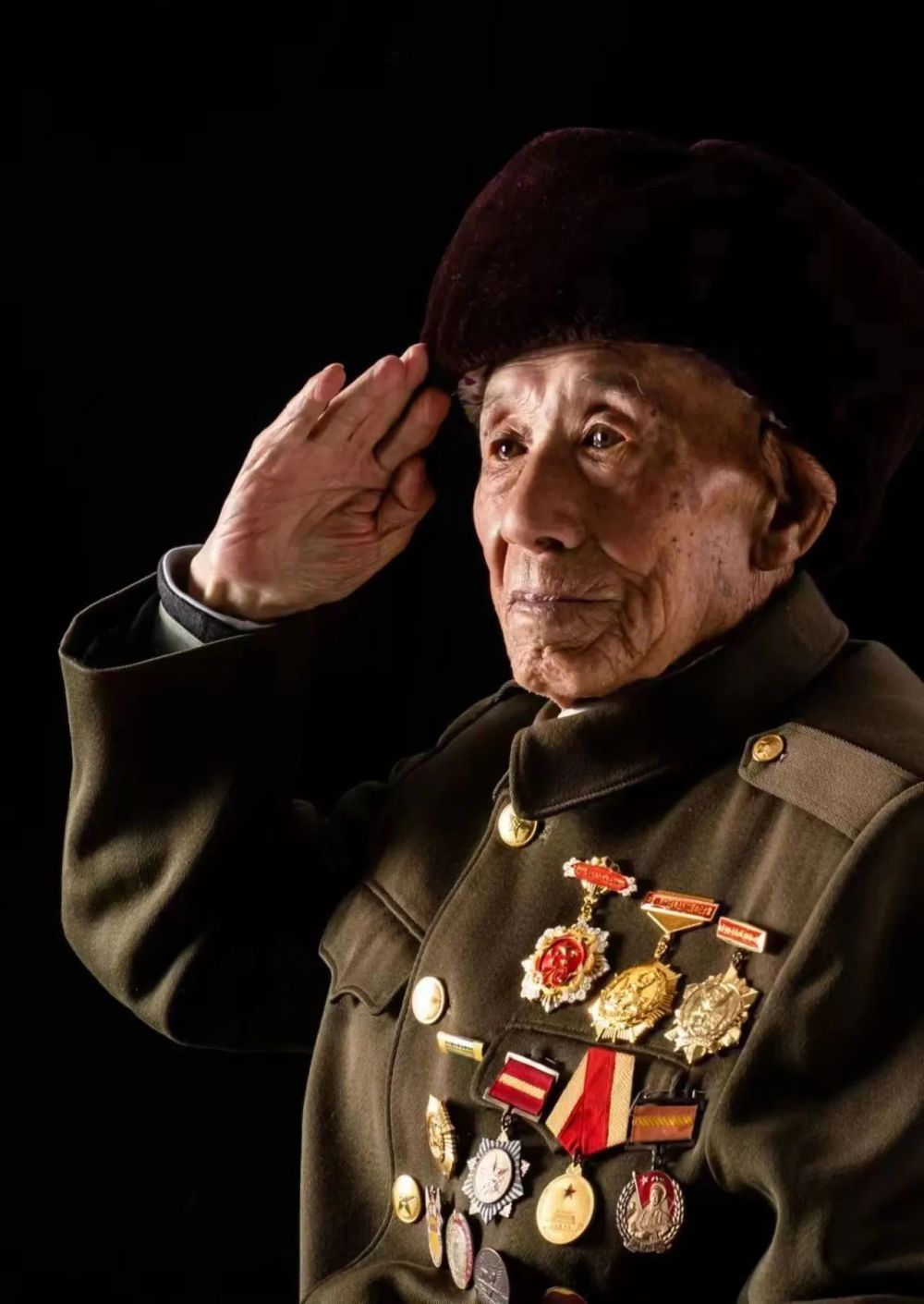 97岁抗日英雄郭正荣逝世曾没用一枪一弹让两千余敌军投降