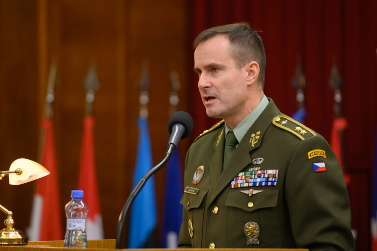捷克军队高官：俄罗斯和北约爆发战争是最糟糕的情况，并非不可能发生英孚怎么样2023已更新(腾讯/头条)英孚怎么样