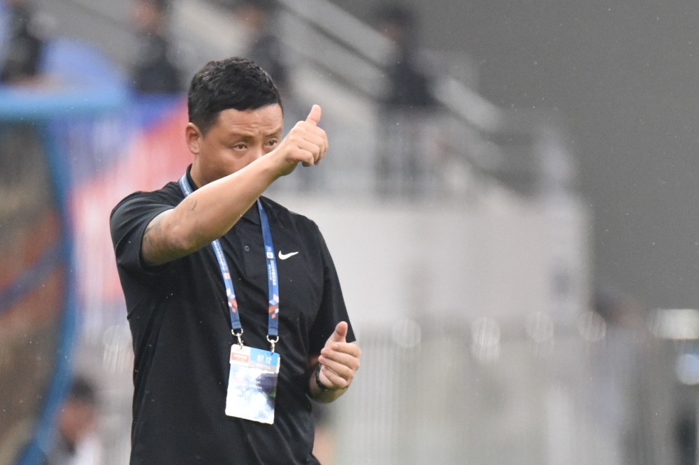 体坛联播中国男子百米接力不敌泰国深圳队主帅陈涛辞职