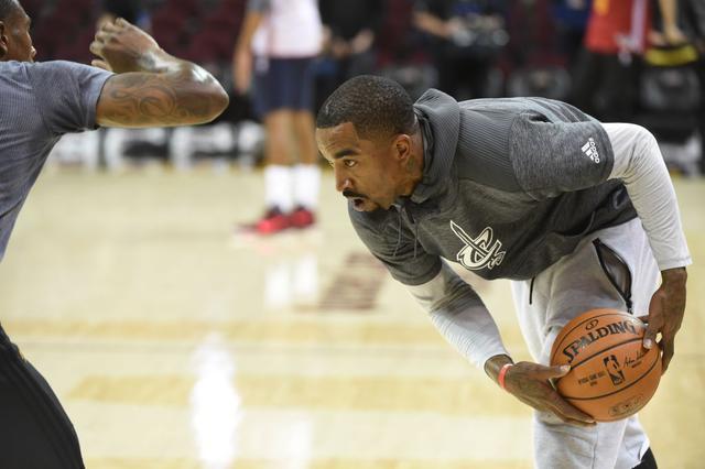 骑士主帅无意改变阵容 jr下场仍将继续打首发