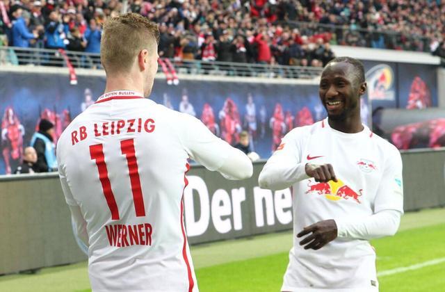 奇迹再现:神队8年连升5级入欧冠 巴萨惊天逆转