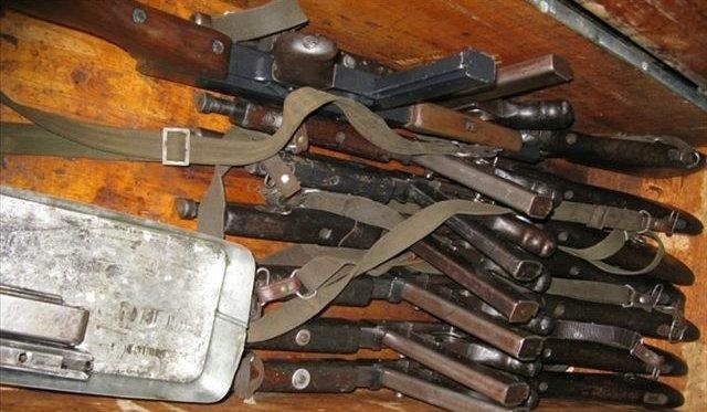 解放军仓库里的老家伙,抗战时期的武器