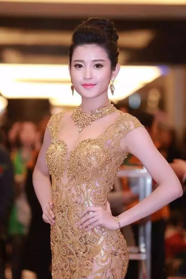 越南小姐冠军最美图片