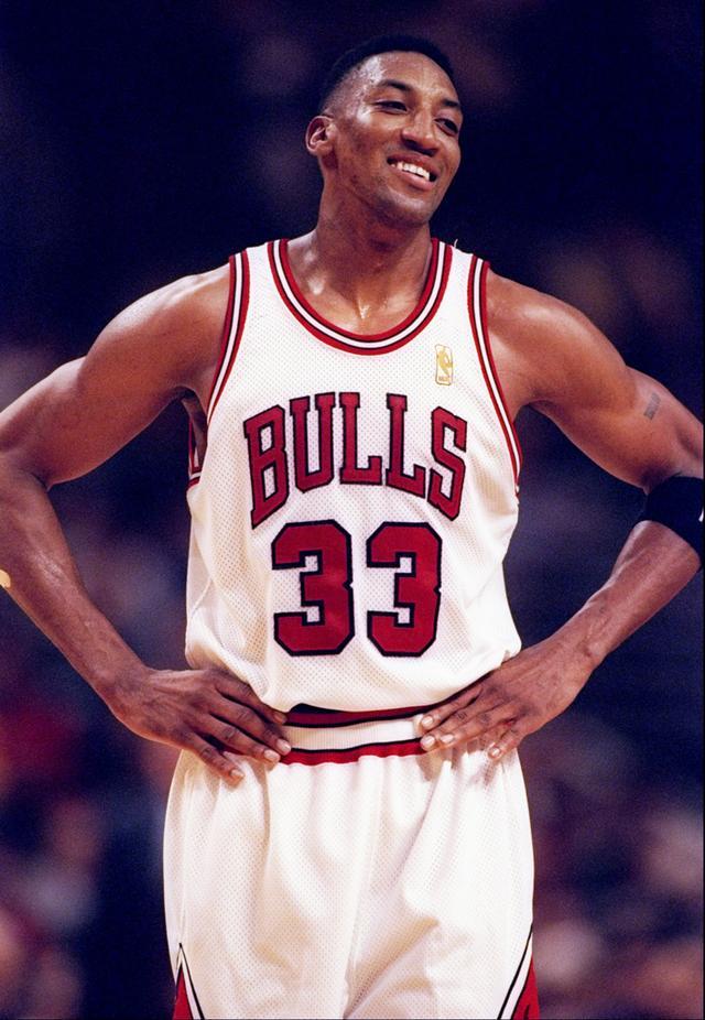 历史上的今天:君子雷出生 38岁皮蓬重返公牛