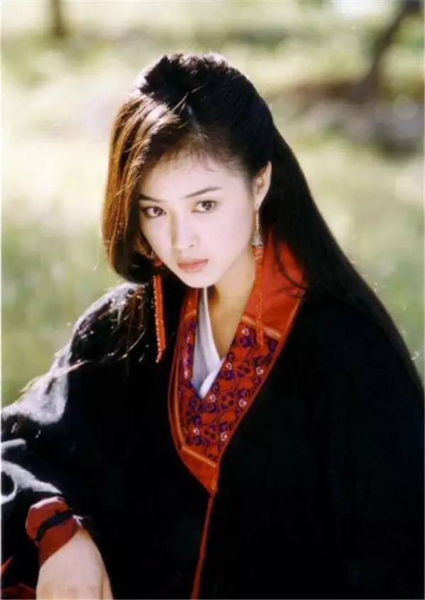 金庸|金庸笔下人物名字的出处，什么叫做知识渊博！