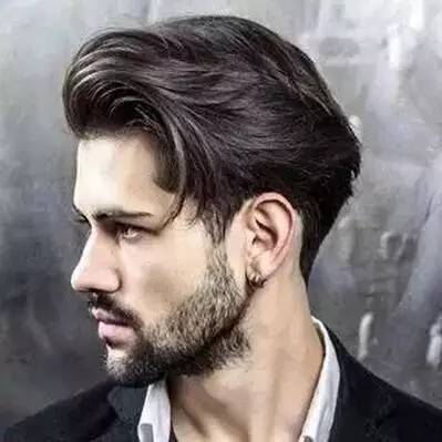 男人最帅侧面,这发型也是没sei了!