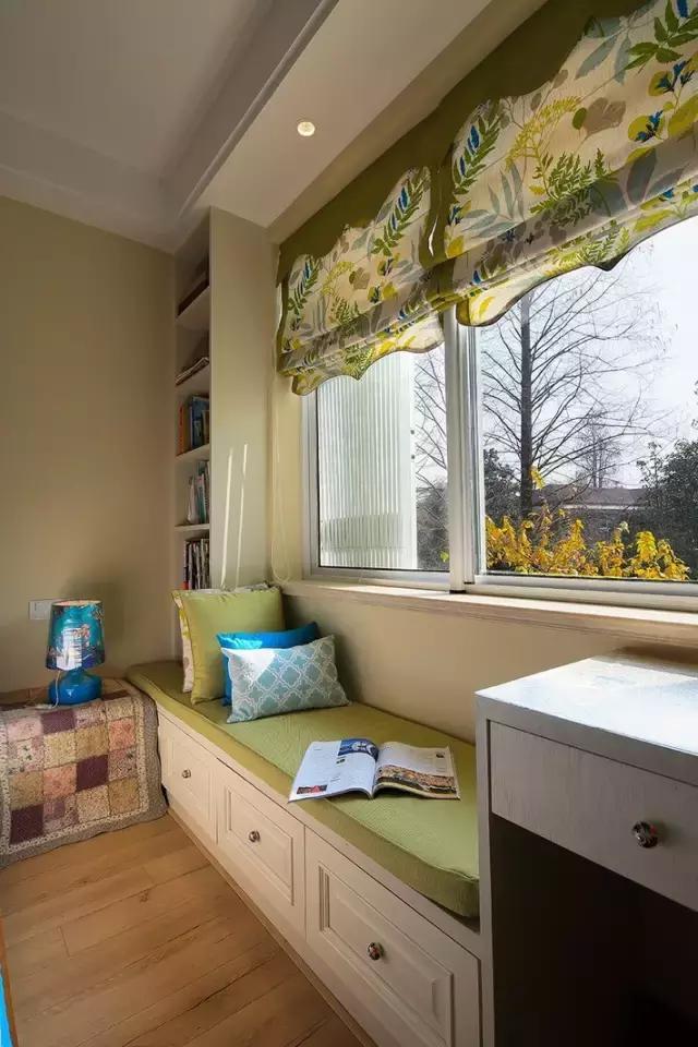 飘窗也能造假?邻居家的假飘窗,看着还真不错!