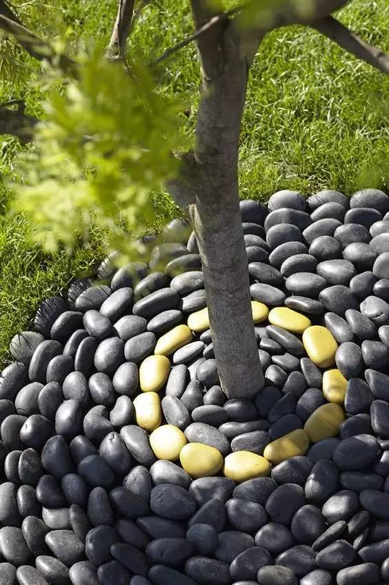 一堆石头,一处景,精致的花园,怎能少了石头?