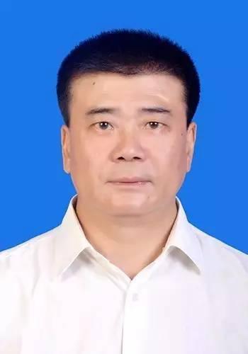 内江公布4名干部任前公示 任伟拟提名威远县副县长