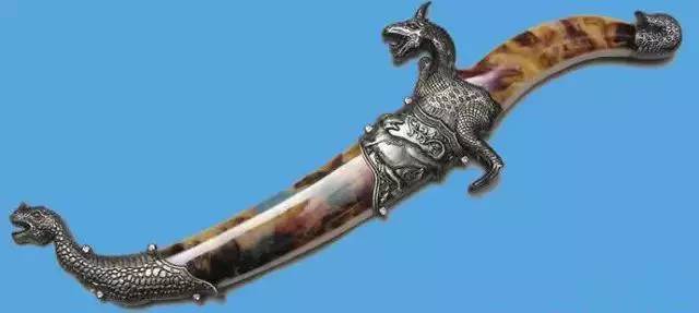 龙泉宝剑射雕英雄传中郭靖的金刀到底是什么刀