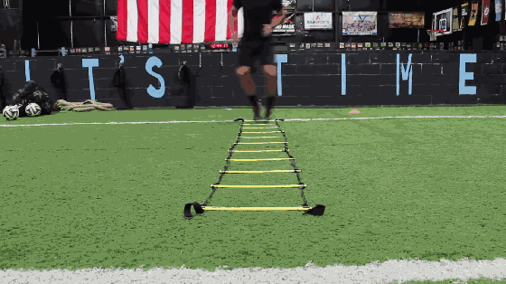 13.魔鬼的步伐点击播放 gif0.0m14.并腿侧跳点击播放 gif0.0m15.