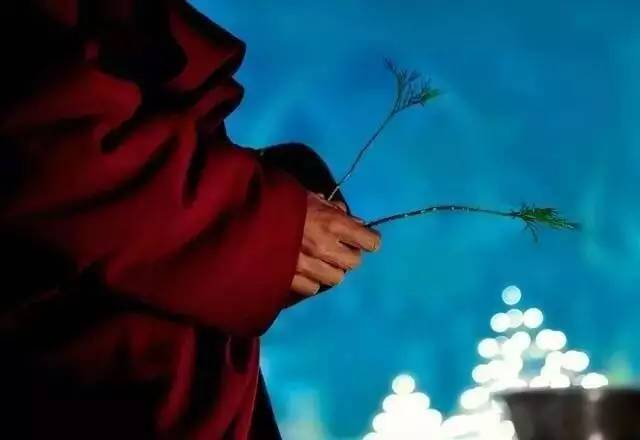 楚石禅师:休念功名唯念佛,但忧道业勿忧贫