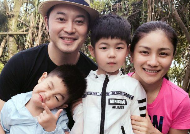 黄磊家全家福,沙溢全家福,邓超全家福,田亮全家福,看到王俊凯:最温馨