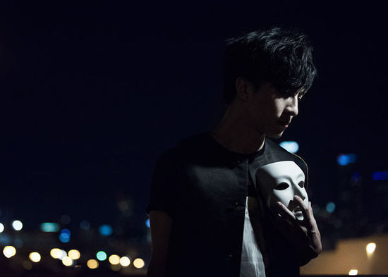 细品薛之谦歌曲《环》,人总是爱陷入自身矛盾中