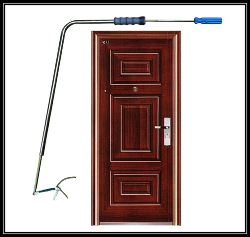 外出旅行要注意:如何锁好门窗!