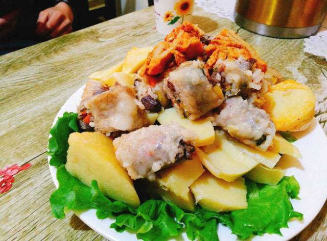 合尼克孜 饱带克家常面肺子美味指数