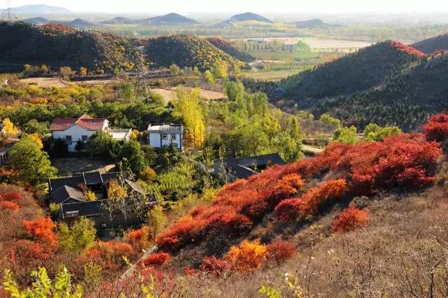 山里辛庄村|秋日到北京顺义登浅山步道，欣赏不一样的多彩美景
