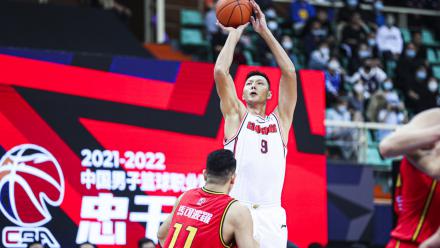 CBA��Ļս-�㶫23�ִ�ʤ���� ��������16�ִν�����