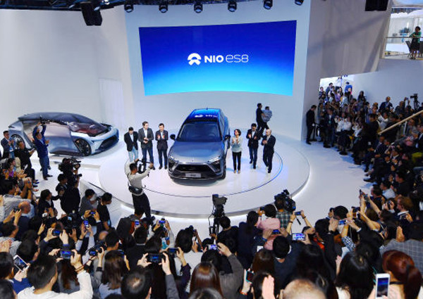 智东西晚报：五大最新iPhone8终极解密 我国正研究停产燃油车计划