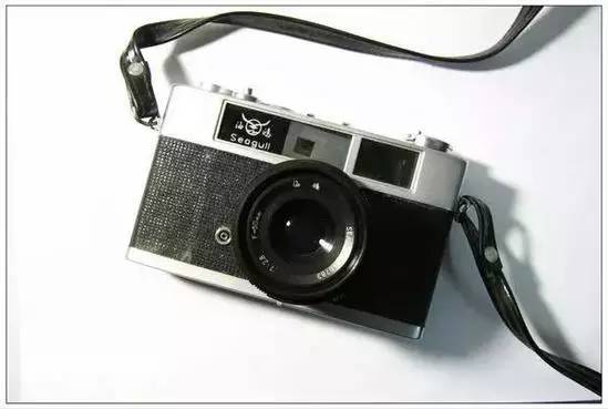 张中国|40年前这对美国夫妇，随手拍了1600张中国旅行照，看着看着泪目了