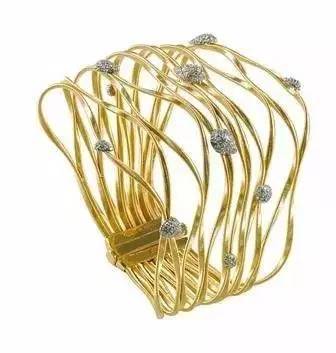 k金柔软优秀的延展性, 可以制作任何独特造型的金属首饰