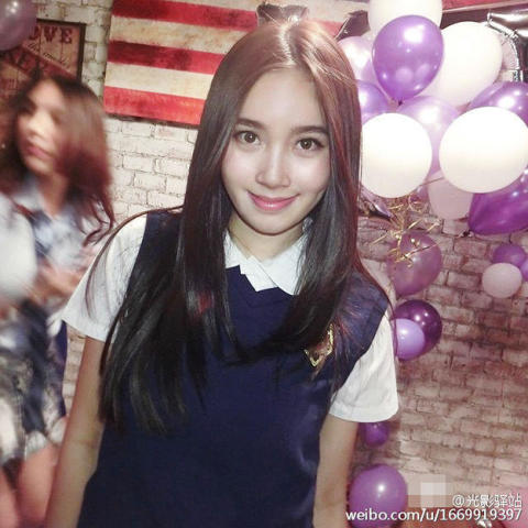 最美变性人私照曝光 身材凹凸有致