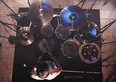 必收藏!6张动图教会你6种鼓棒旋转抛接技巧!