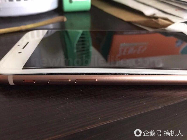 Iphone8只是电池膨胀屏幕撑爆 和电池爆炸差别哪 Iphone 8 电池 爆炸 苹果