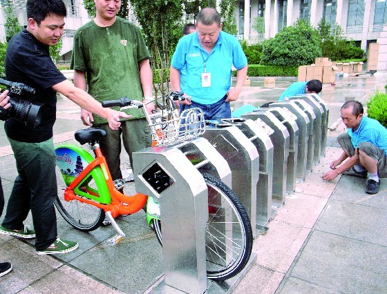 智东西晚报：空客飞行汽车2018年底首飞 索尼新款PSVR：耳机内置