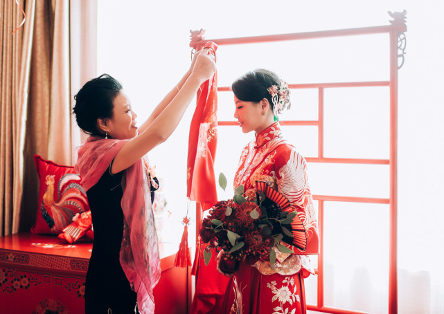 吴敏霞今日富平大婚!与张效诚因一枚dr钻戒定终身