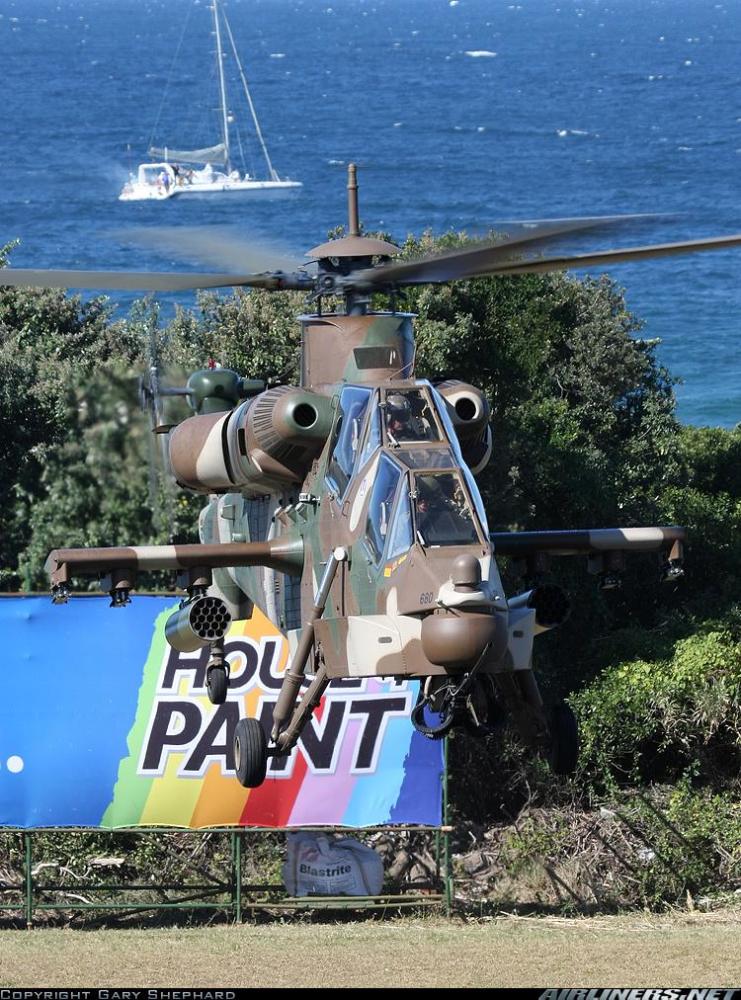 打掉尾桨还能飞,南非石茶隼武装直升机为啥卖