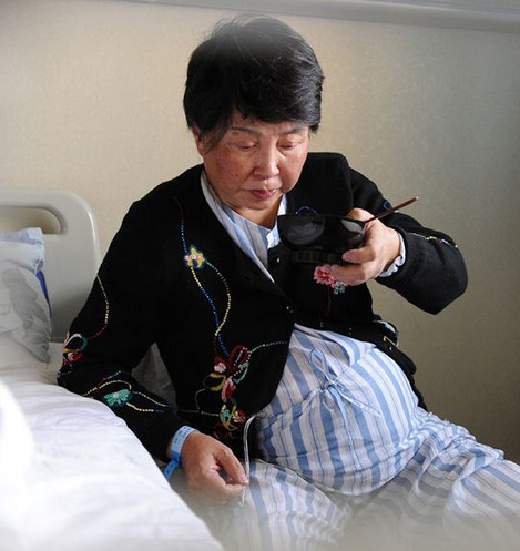 高龄产子越来越多高龄产妇拼二胎的背后其实是一个家庭的无奈