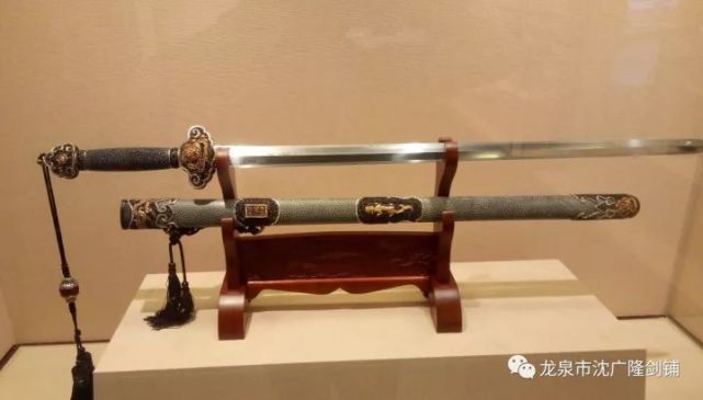 龙泉宝剑｜不是所有宝剑都系“剑穗”，剑穗的历史发展君知否？_腾讯新闻