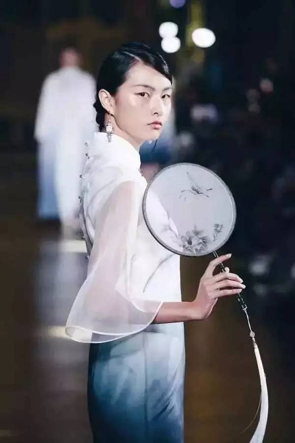 中国画的最高境界——留白，留有让人想像的空间