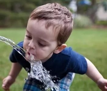 口苦|口干、口苦可能是身体这些部位发警报！