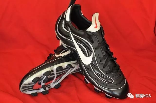 1998年法国世界杯足球鞋回顾,主流战场的战国