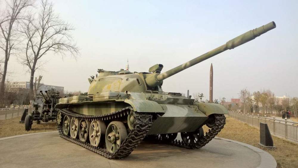 珠海航展惊现59式坦克改型:采用125mm主炮,主要用于外贸