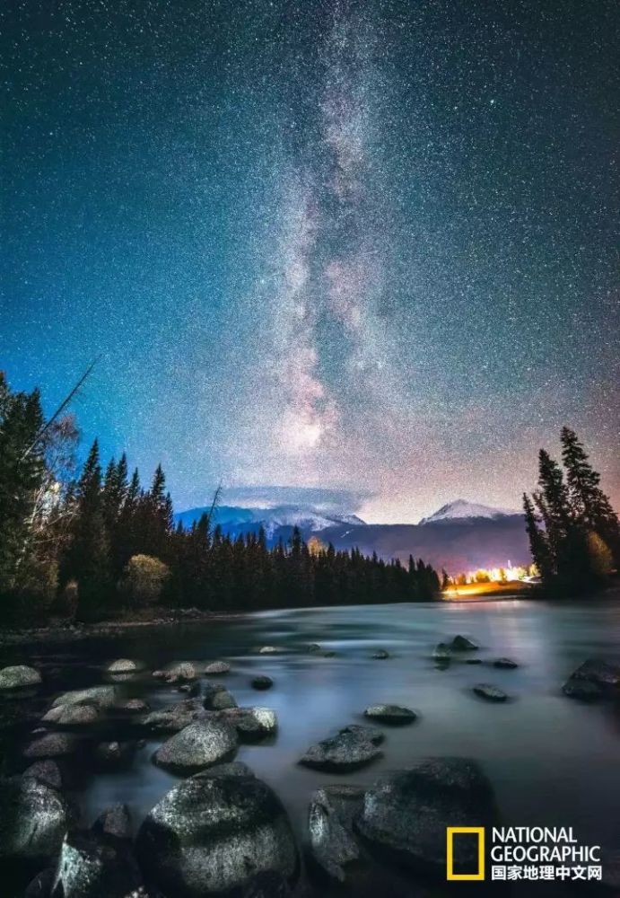 月亮湾|十月去趟喀纳斯，一切秋天黯然失色