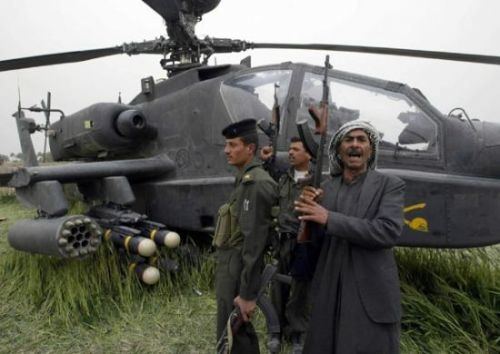 伊拉克战争时期，胡塞武装用简陋的武器俘虏过一架美军阿帕奇武装直升飞机