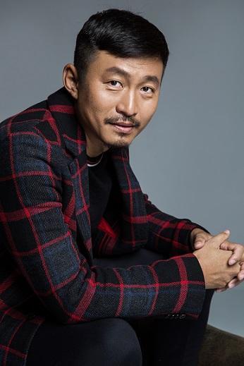 战卫华:《亮剑》张大彪很儒雅 诗歌书法皆通