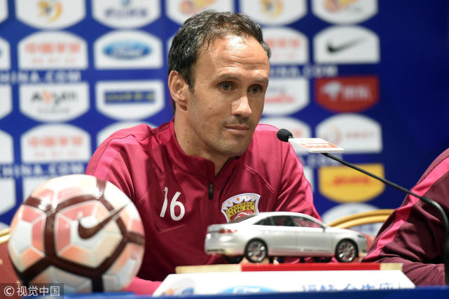 卡瓦略上港防线有提升空间赢苏宁为足协杯做准备