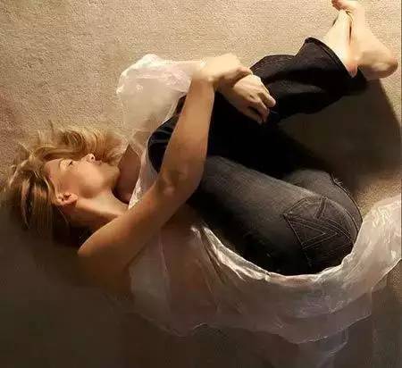 只有傻女人才会在男人身上卑微地寻找安全感