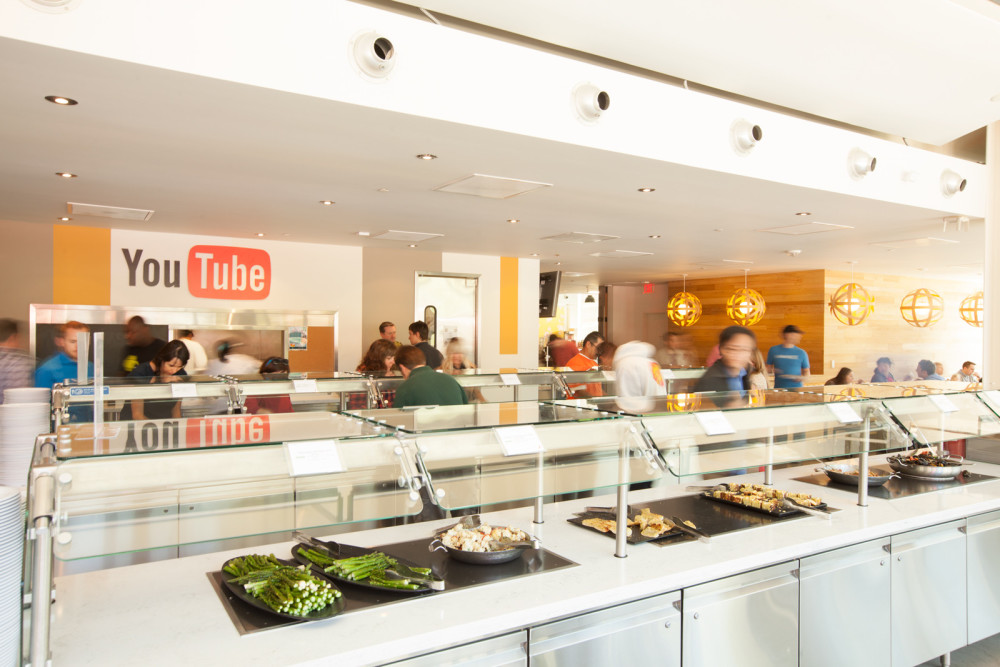 国外顶级公司的食堂有多豪华谷歌员工通常站着进去躺着出来