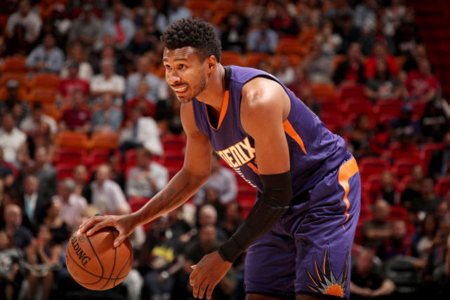 前太阳球星巴博萨落叶归根巴西闪电加盟家乡球队