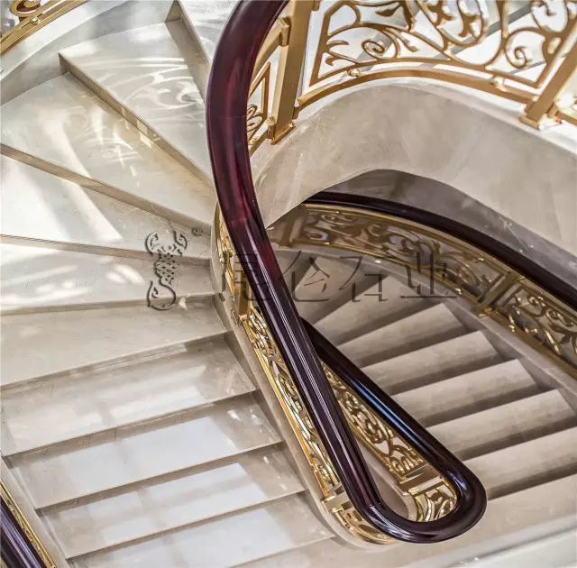 cse上海楼梯展|弧形楼梯经典案例,别墅豪宅的靓丽风景线!_腾讯新闻