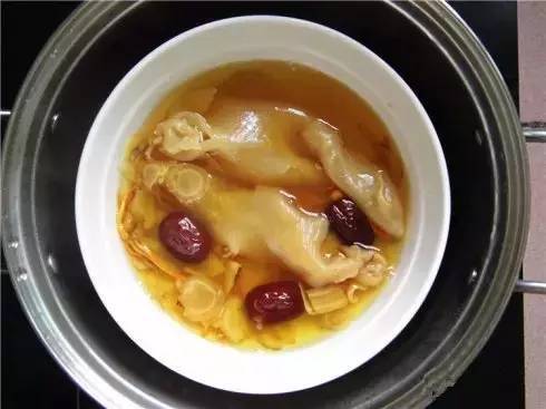 经典花胶汤,孕妈补气血,快速恢复产后身材!