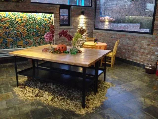 萨洋|老外辞职500强，10年爆改中国山沟30栋老宅，造福一整个村庄！